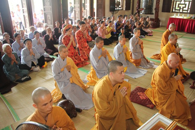 Thái Bình: Lễ hằng thuận tại chùa Đại Bi